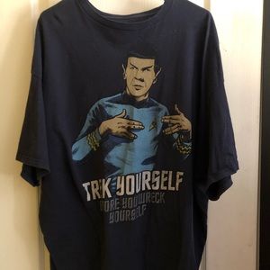 Star Trek t-shirt